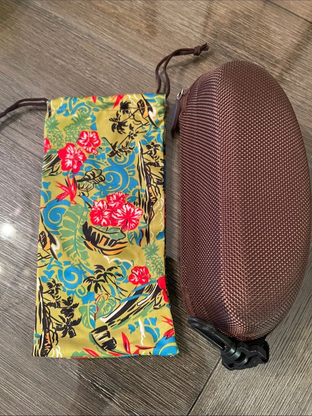 Maui Jim Sport Sunglasses Semi-Hard Zipper Case in Brown Case Only